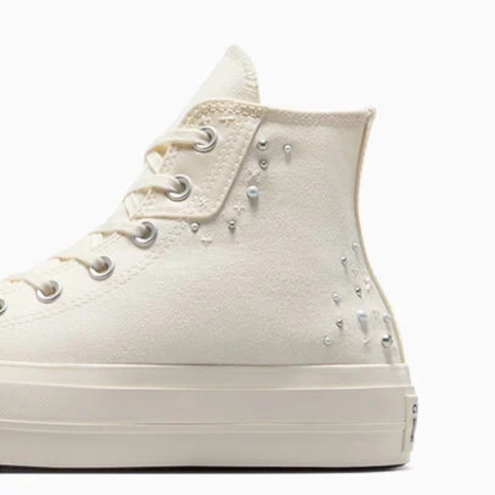 NWT Chuck Taylor All Star Lift Platform Pearls & Studs - Picture 3 of 16
